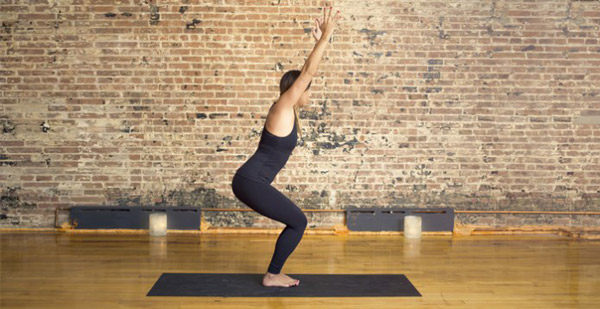 5個(gè)最適合減肥的瑜伽體式 5個(gè)最適合減肥的瑜伽體式