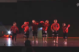 武漢貝卡千人舞展舞蹈精武少年