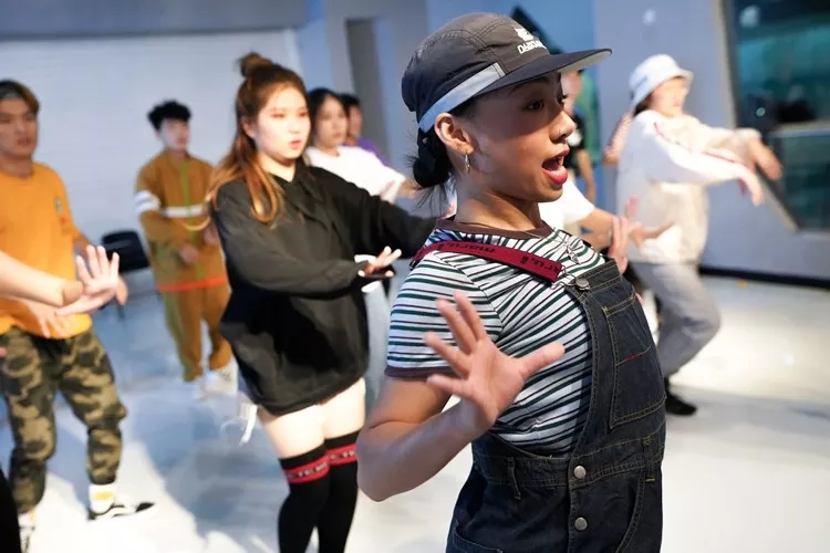 1538978617265850.jpg 3.jpg