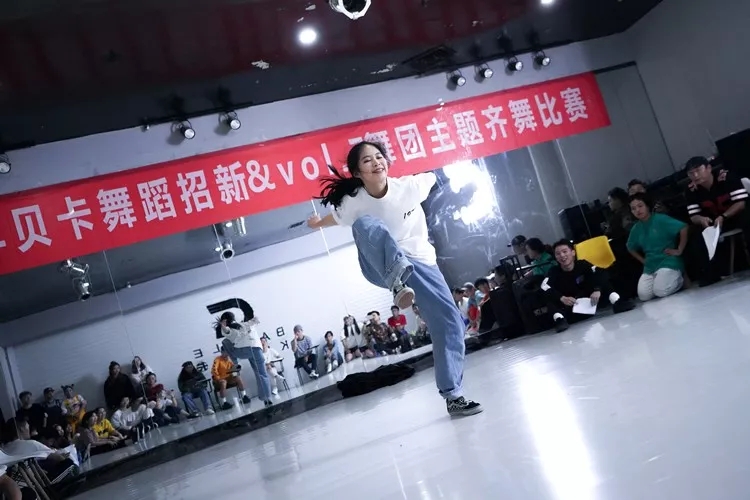 1538978645197601.jpg 15.webp.jpg