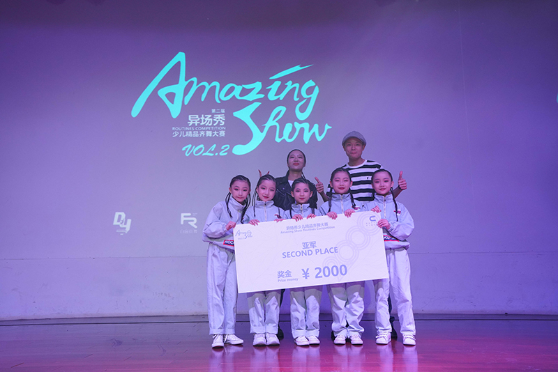 1557543142447358.jpg yj.jpg